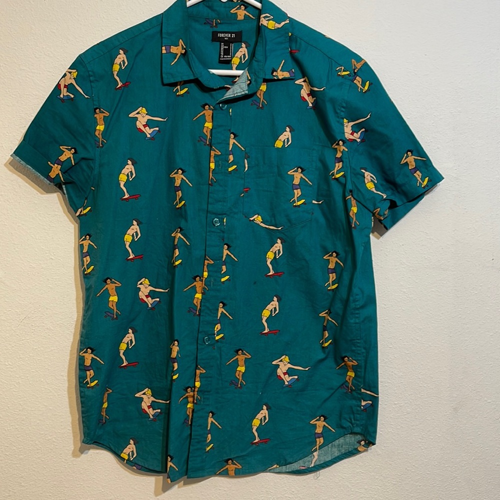 Forever 21 button-down shirt size small for men
